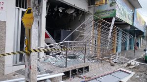 Agências bancárias são alvo de explosões em duas cidades do interior