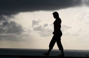 Além de desequilíbrio emocional, baixa autoestima pode levar a depressão