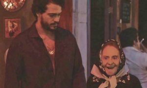 Caetana comenta com Laerte que Sophia esconde um grande segredo