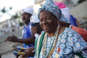 Lideranças de diferentes religiões se encontram em café da manhã para discutir combate à intolerância