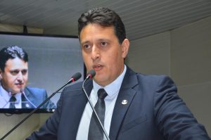 Romero dá aval para primo comandar MDB em Campina Grande