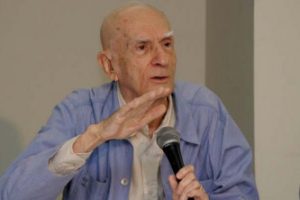 Correios lançam selo especial em homenagem ao ‘Auto da Compadecida’