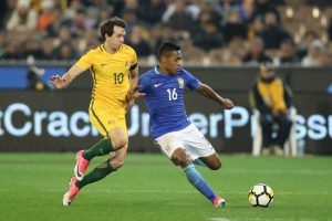 Alex Sandro é convocado por Tite para amistosos da Seleção Brasileira