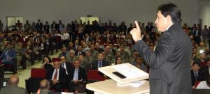 ‘Faltaram três questões’, diz secretário de segurança sobre reunião com Moro