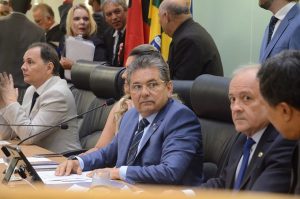 Disputa pela presidência da AL PB: Branco diz que acredita na lealdade e no compromisso de Galdino