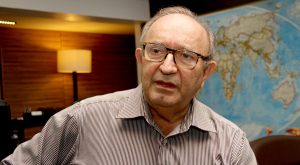 Decisão de desembargador mantém Buega no comando da Fiep