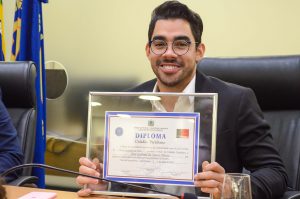 ‘Vou levar a Paraíba sempre comigo’, diz Gabriel Diniz ao receber título de cidadão