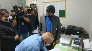 Afastado da Prefeitura de Bayeux, Berg Lima entrega carta e renuncia ao cargo