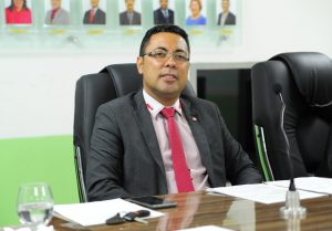 Jefferson Kita pede que STF suspenda eleições indiretas em Bayeux