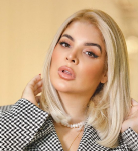 Gkay se muda para mansão em São Paulo e mostra detalhes em vídeos