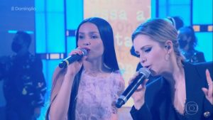 Juliette faz dueto com Sandy no programa Domingão com Huck