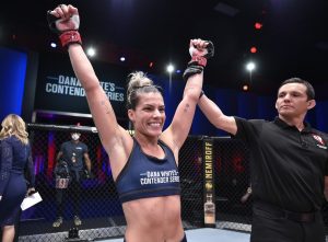 Luana Pinheiro se prepara para a sua segunda luta no UFC