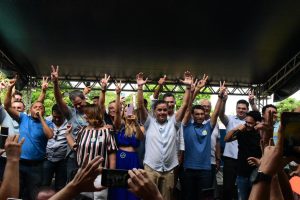 Efraim acena para Pedro Cunha Lima e pode reeditar ‘dobradinha’ de 2002