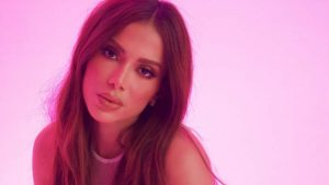 Anitta, Juliette e outros famosos fazem campanha para jovens tirarem título de eleitor