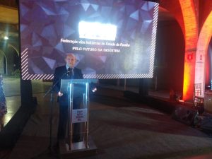 ‘Diálogo empresarial’ da Fiep: muitos políticos e baixo quórum de industriais paraibanos