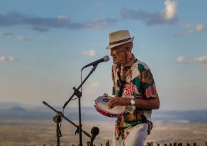 Músico Derréis morre aos 83 anos em Patos