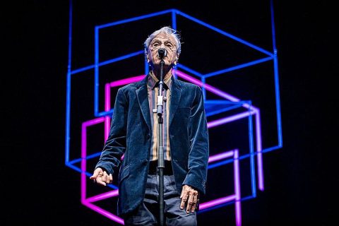 Chico Buarque comanda o bonde da nossa geração, afirma Caetano Veloso