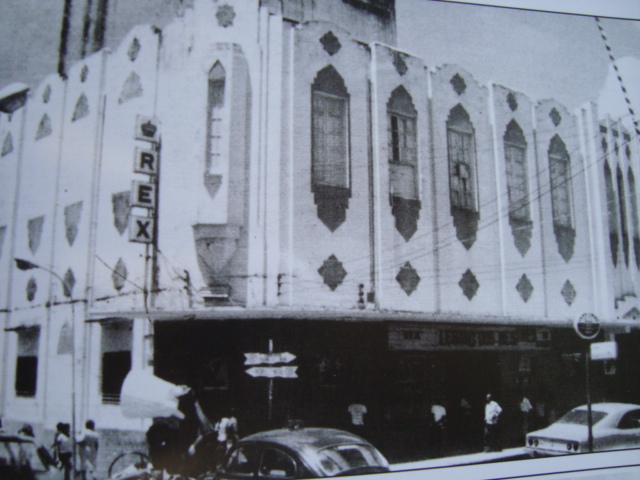 Por causa de Retratos Fantasmas, vamos passear pelos velhos cinemas de rua de João Pessoa?