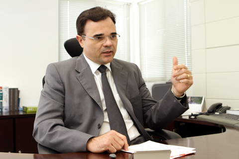 Paraibano é nomeado desembargador do TRT da 6ª região