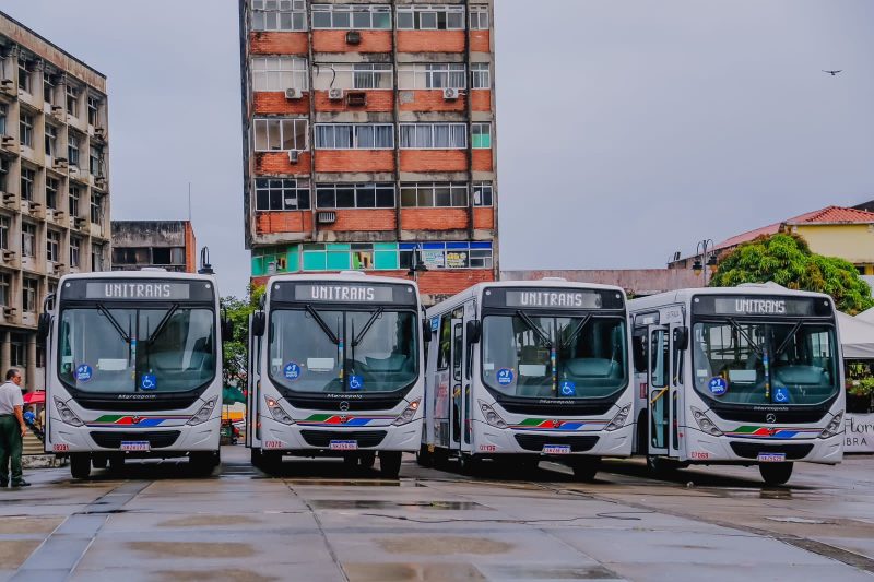 Cícero anuncia volta dos ônibus ‘ligeirinho’ com ar-condicionado em João Pessoa para novembro