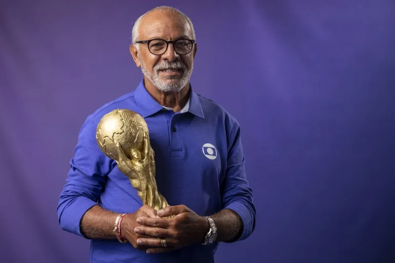 Júnior pede convocação de Tiquinho Soares, do Botafogo, à seleção brasileira