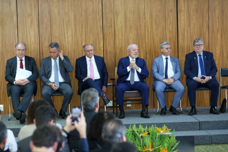 Lula lança projeto Sertão Vivo que prevê R$ 150 milhões para ações no semiárido na Paraíba