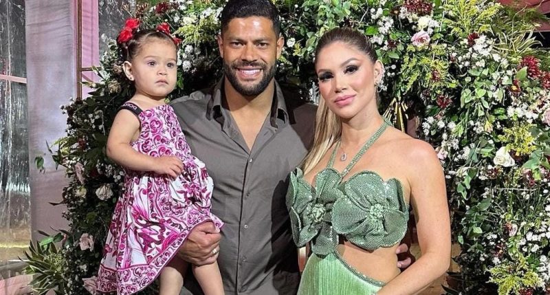 Hulk e Tiquinho Soares passam o Natal com família e amigos no Nordeste; veja fotos