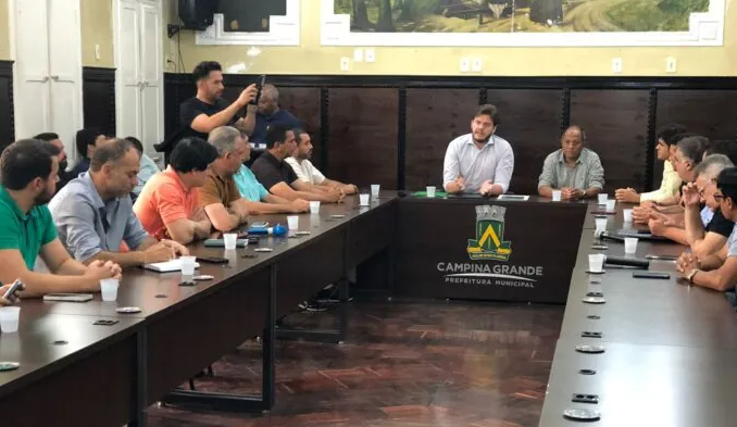 Bruno e vereadores voltam a se reunir para debater LOA de 2024